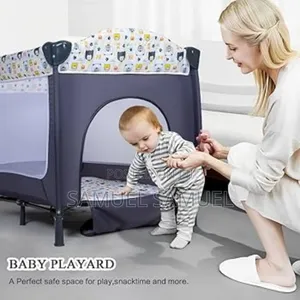 Photo - የህፃናት አልጋ እና መጫወቻ