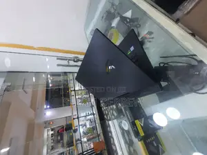 New Laptop Asus ROG Strix G15 16GB Intel Core I7 SSD 1T