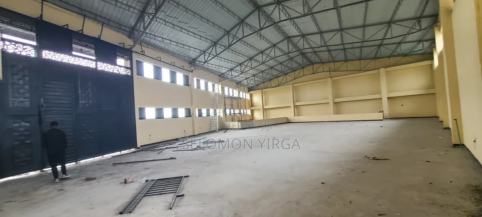 የከራይ መጋዘን ቃሊቲ