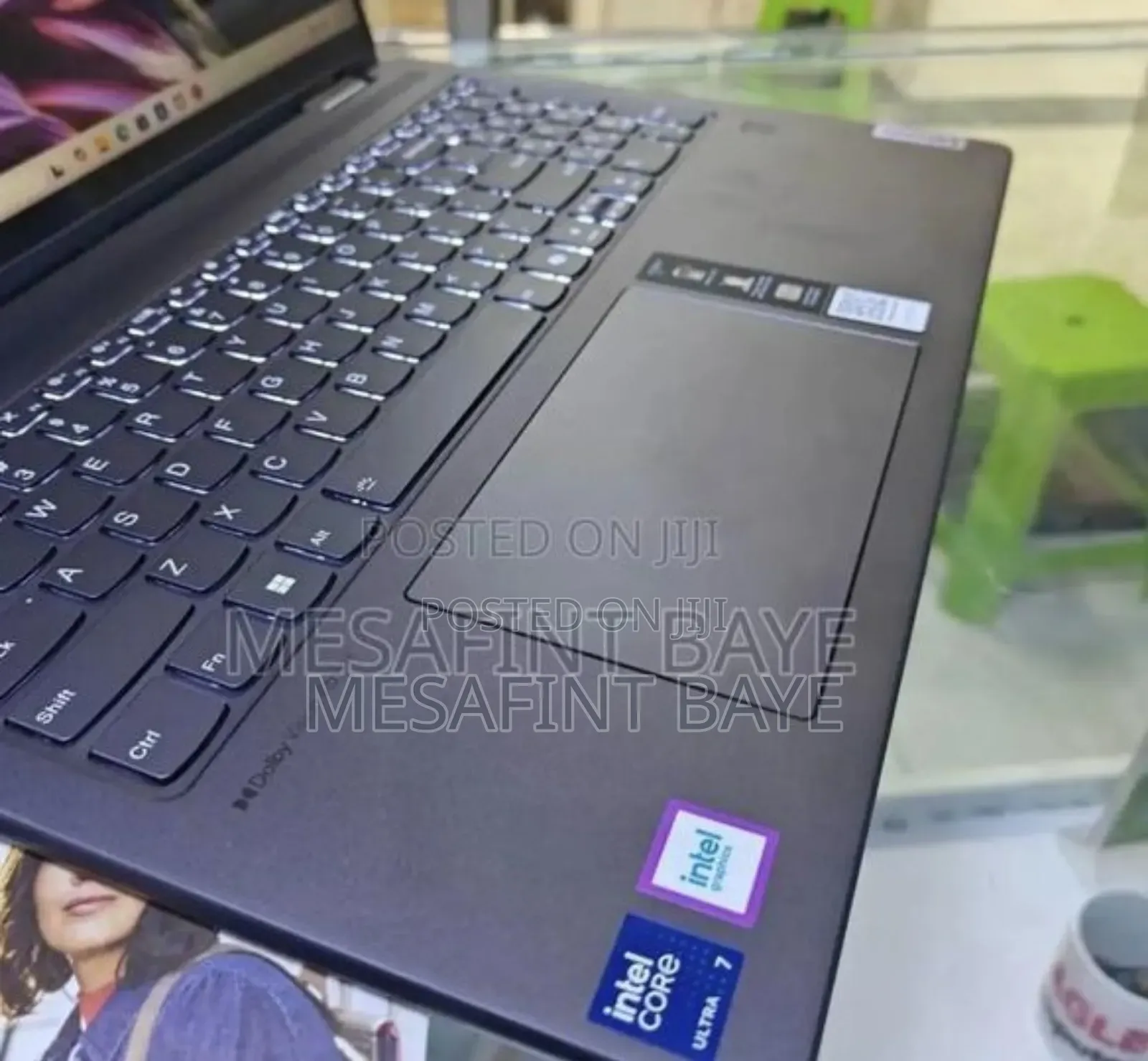 New Laptop Lenovo Yoga 700 16GB Intel Core i7 SSD 1T