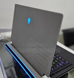 New Laptop Dell Alienware 17 16GB Intel Core I7 SSD 512GB