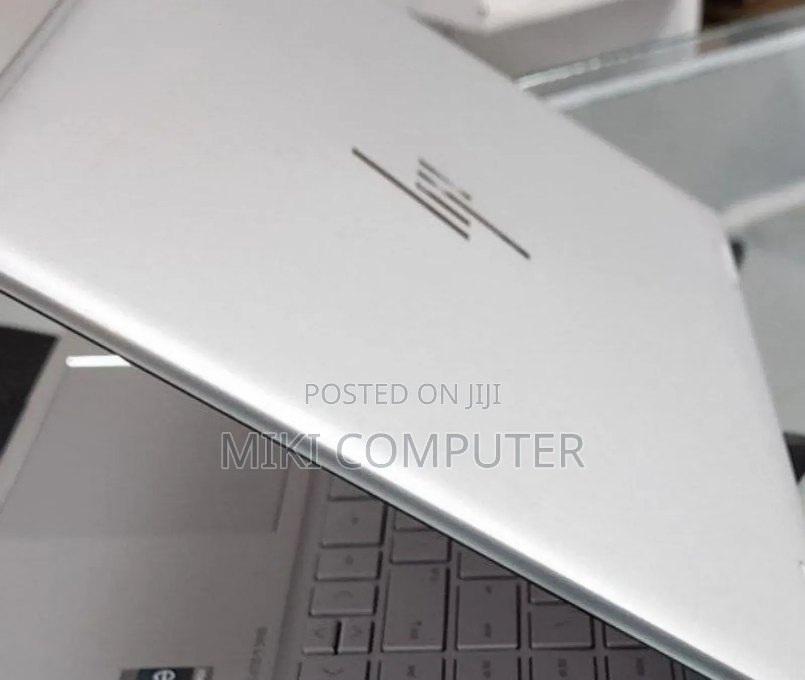 New Laptop HP Envy X360 8GB Intel Core I5 SSD 512GB