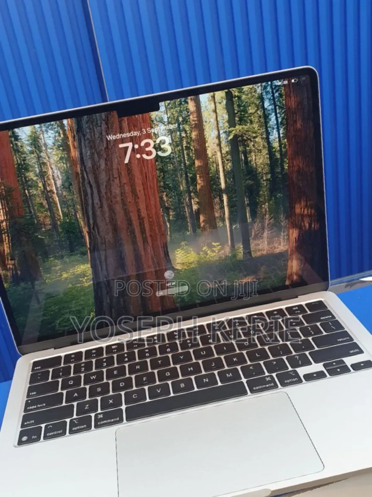 New Laptop Apple MacBook Air 2025 M4 13-Inch 16GB Apple M4 SSD 256GB