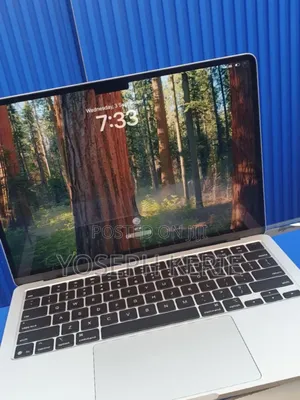 New Laptop Apple MacBook Air 2025 M4 13-Inch 16GB Apple M4 SSD 256GB