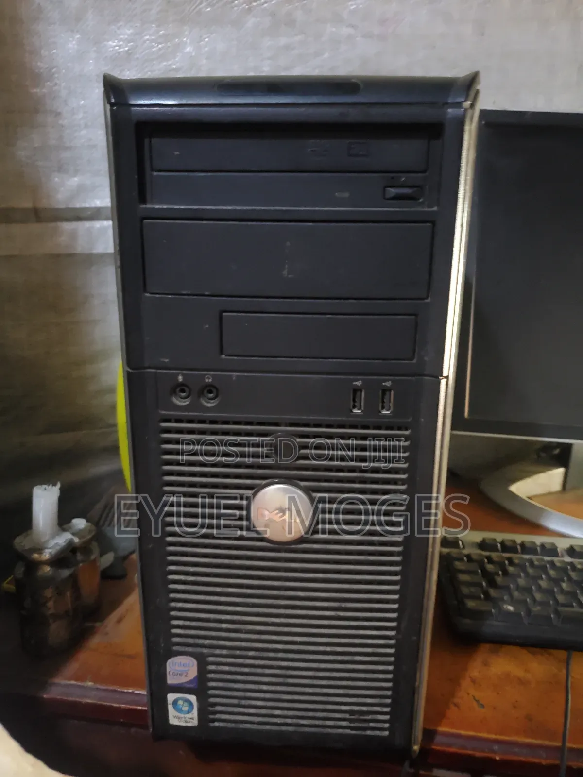 Desktop Computer Dell OptiPlex 7050 4GB Intel Core 2 Quad SSD 512GB