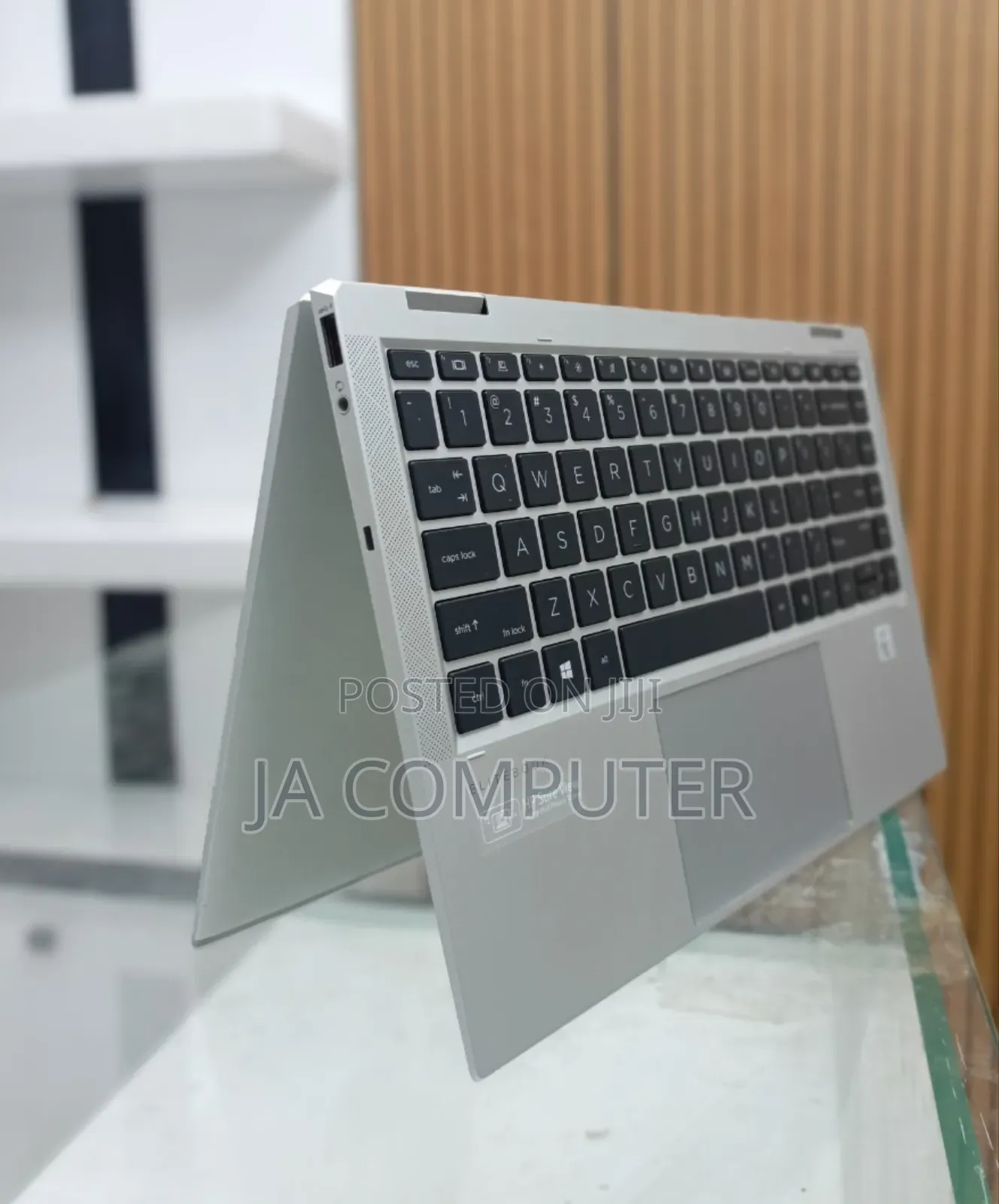 New Laptop HP EliteBook X360 1040 G7 16GB Intel Core I7 SSD 512GB