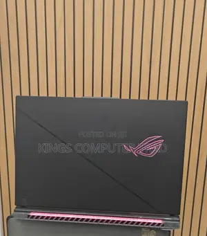 New Laptop Asus ROG Strix SCAR 15 32GB Intel Core I9 SSD 2T