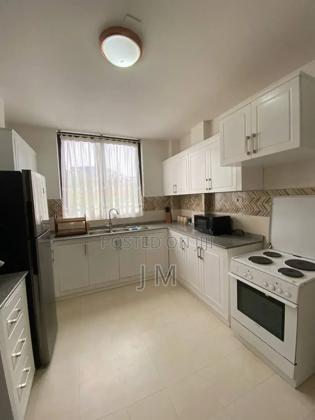 Furnished 3bdrm Apartment in Yeka for rent