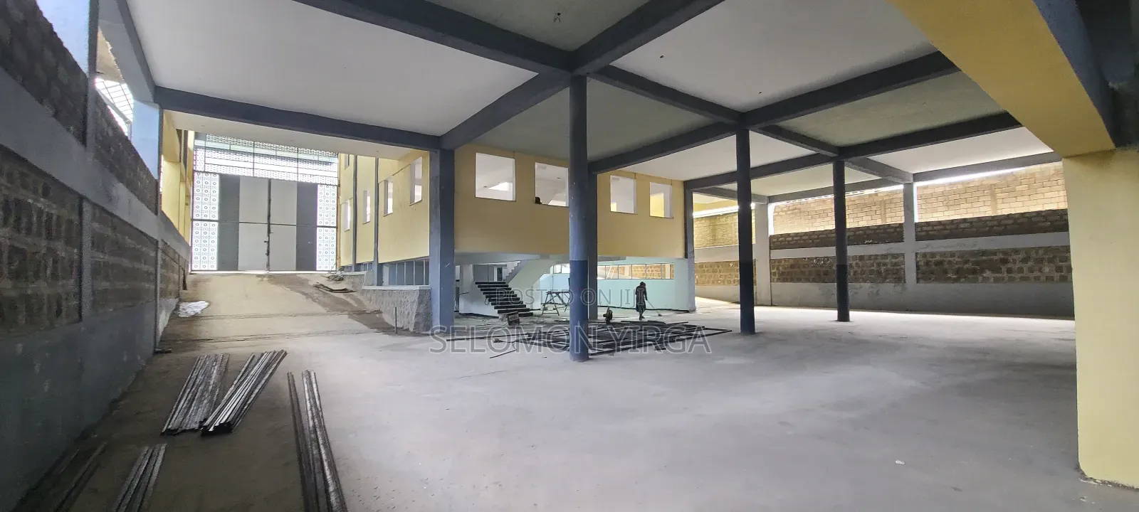 የሚከራይ መጋዘን ቃሊቲ