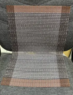 7pieces Tablemats With Table Runner
