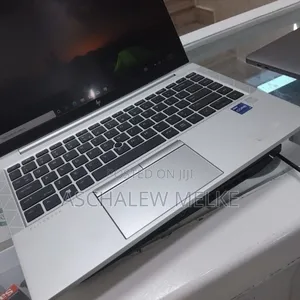 New Laptop HP EliteBook 840 G8 16GB Intel Core I7 SSD 1T