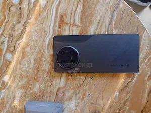 Photo - Tecno Camon 30S 256 GB Black