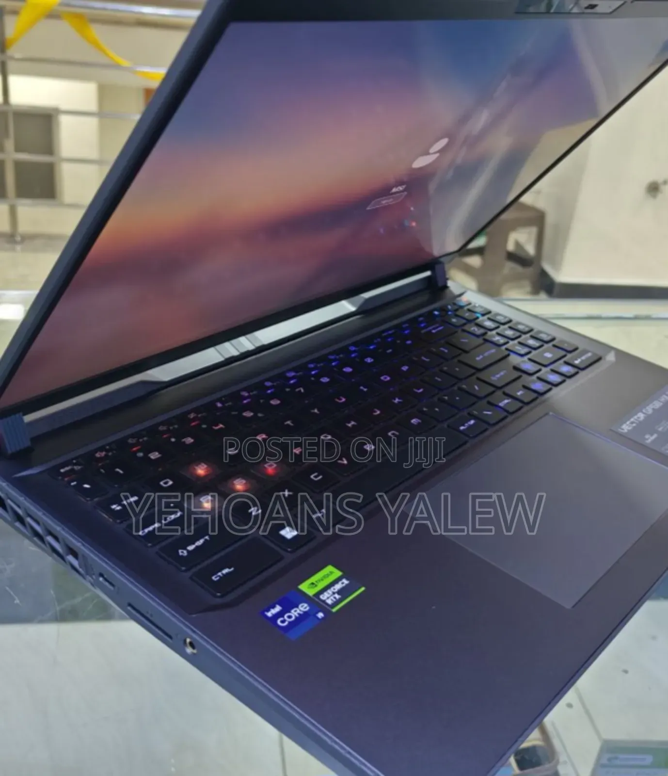 New Laptop MSI Vector GP68 HX 13V 16GB Intel Core I9 SSD 1T