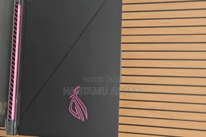 New Laptop Asus ROG Strix SCAR 15 32GB Intel Core I9 SSD 2T