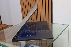 New Laptop Dell XPS 15 32GB Intel Core I9 SSD 2T