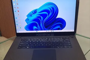 New Laptop Dell XPS 15 32GB Intel Core I9 SSD 2T