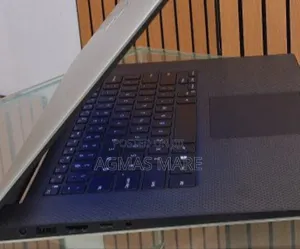 Photo - New Laptop Dell XPS 15 32GB Intel Core I9 SSD 2T