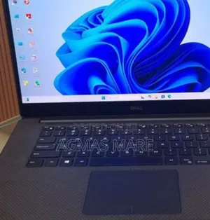 New Laptop Dell XPS 15 32GB Intel Core I9 SSD 2T