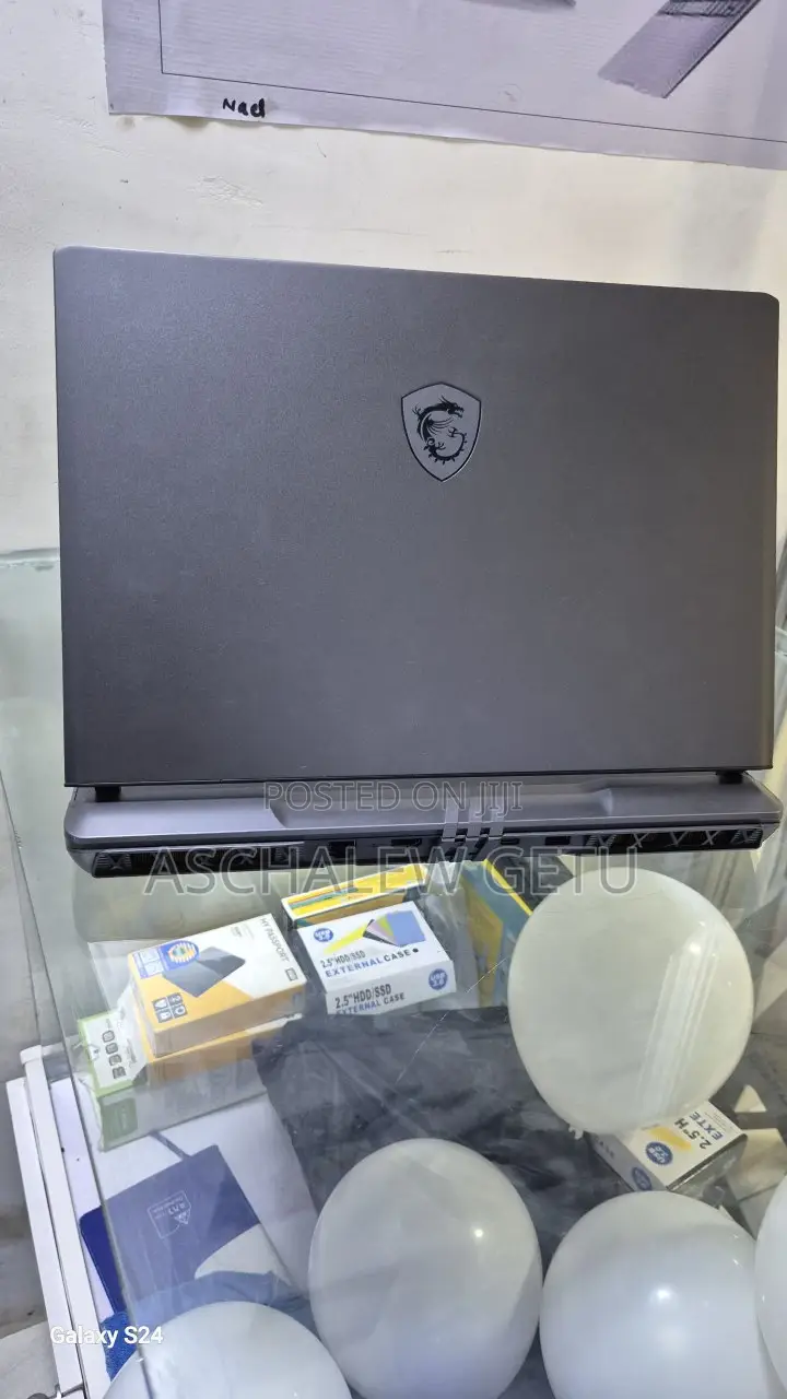 New Laptop MSI Vector 16 HX AI A2XWIG 16GB Intel Core I9 SSD 1T