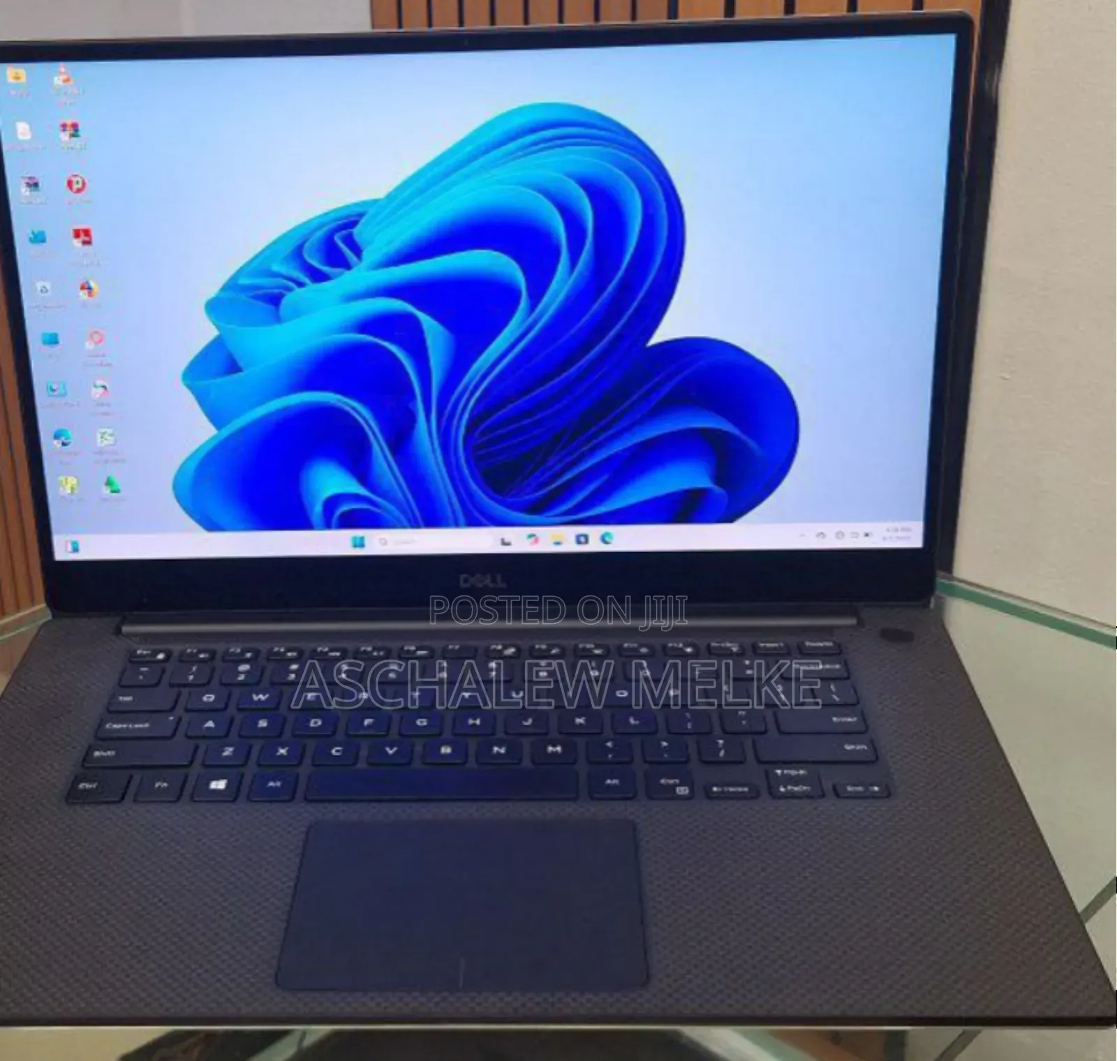 New Laptop Dell XPS 15 32GB Intel Core I9 SSD 512GB