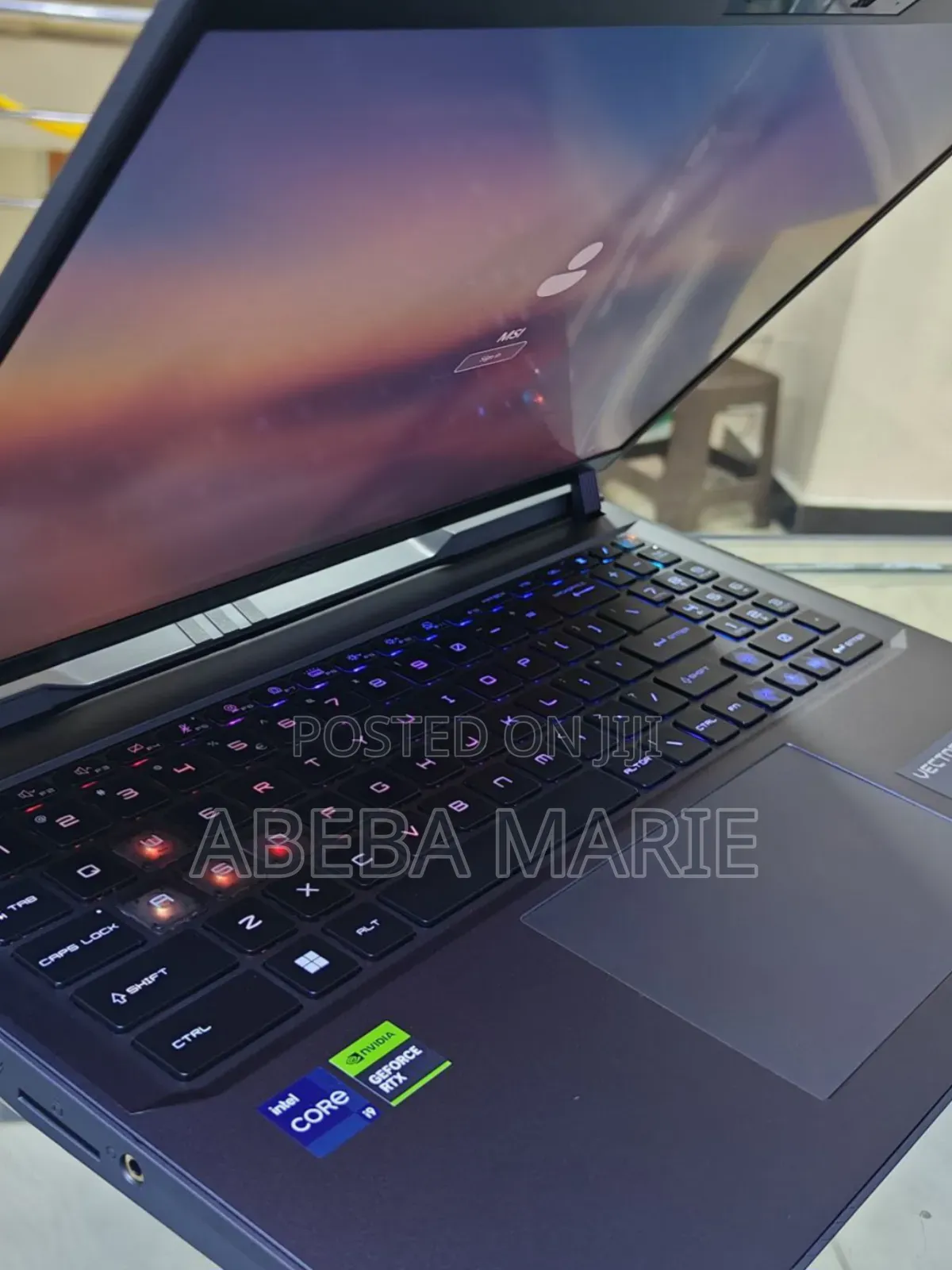 New Laptop MSI Vector GP68 HX 13V 16GB Intel Core I9 SSD 1T