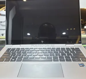 New Laptop HP EliteBook 830 G8 16GB Intel Core I5 SSD 512GB