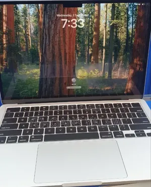 New Laptop Apple MacBook Air 2025 M4 15-Inch 16GB Apple M4 SSD 256GB