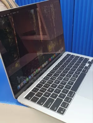 New Laptop Apple MacBook Air 2025 M4 15-Inch 16GB Apple M4 SSD 256GB