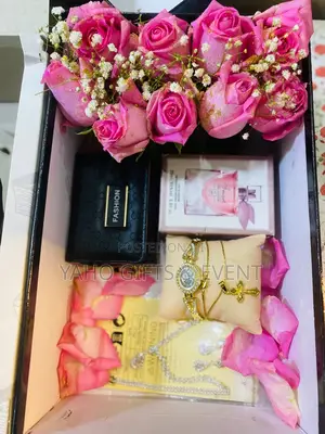 Photo - Mother Birthday Gift Package