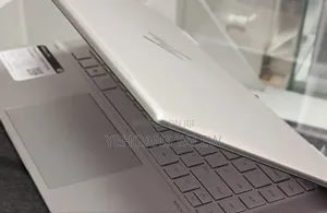 New Laptop HP Envy X360 8GB Intel Core I5 SSD 512GB