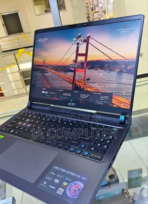 New Laptop MSI Vector GP68 HX 13V 16GB Intel Core I9 SSD 1T