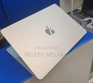 New Laptop Apple MacBook Air 2025 M4 13-Inch 16GB Apple M4 SSD 256GB