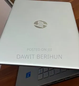 New Laptop HP 8GB Intel Core I3 SSD 256GB