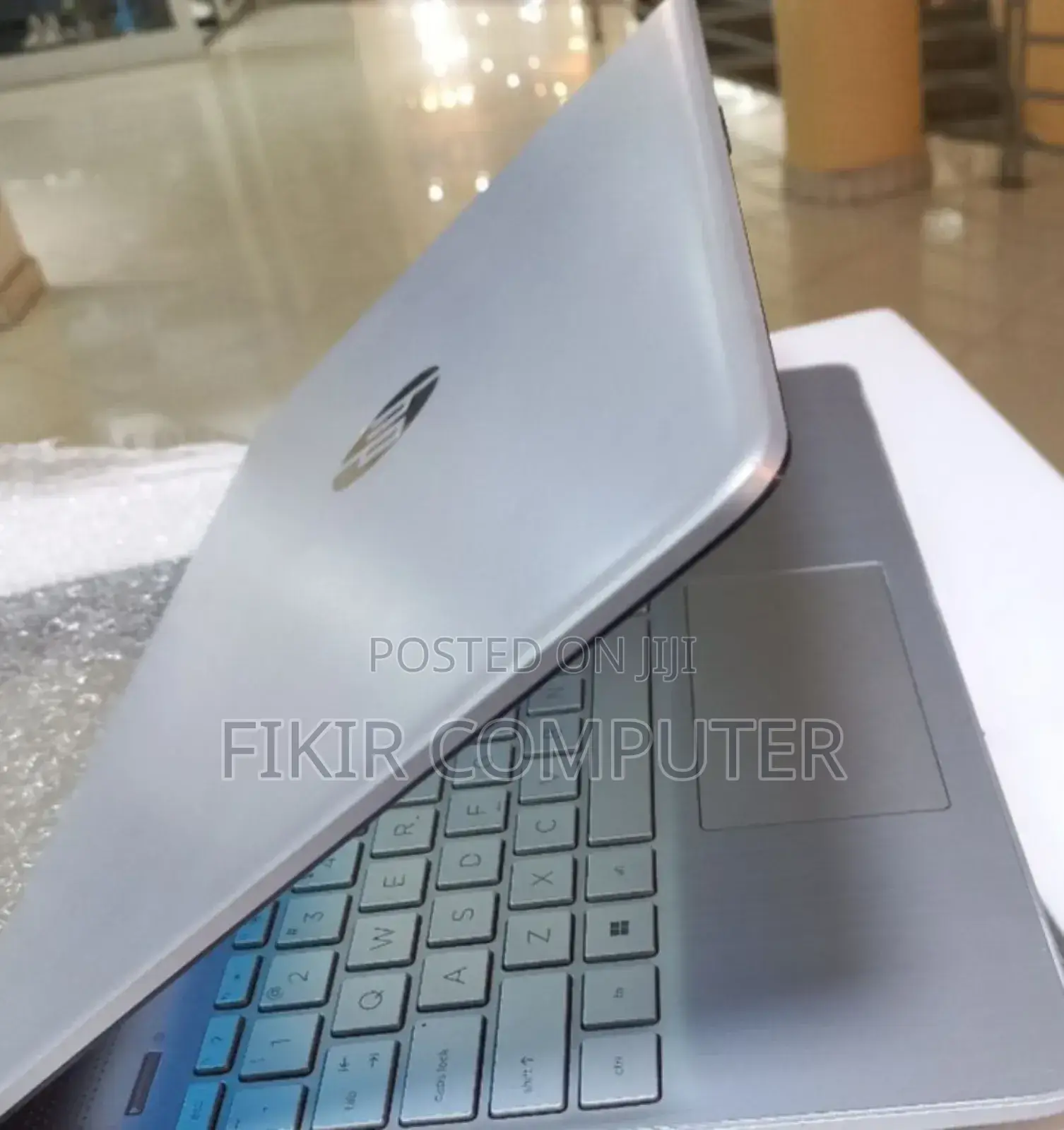 New Laptop HP Stream Notebook 8GB Intel Core i5 SSD 1T