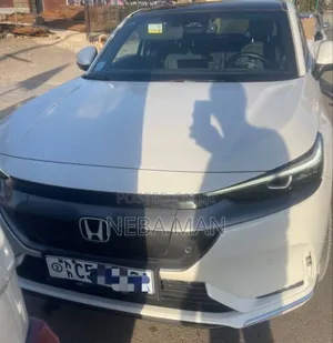 Photo - Honda e:NS1 2023 White