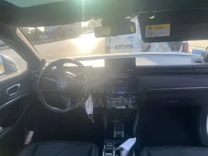 Honda e:NS1 2023 White