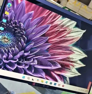 New Laptop Lenovo 16GB Intel Core Ultra 7 SSD 1T