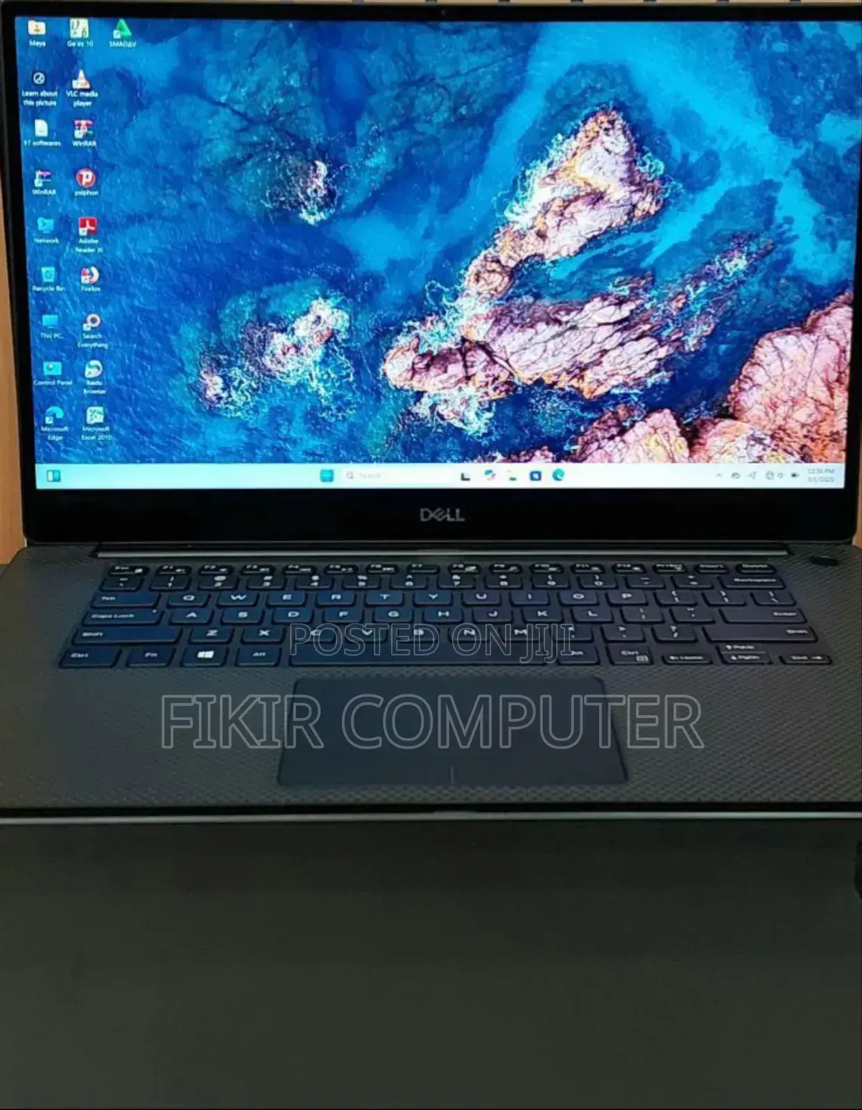 New Laptop Dell XPS 15 32GB Intel Core i9 SSD 2T