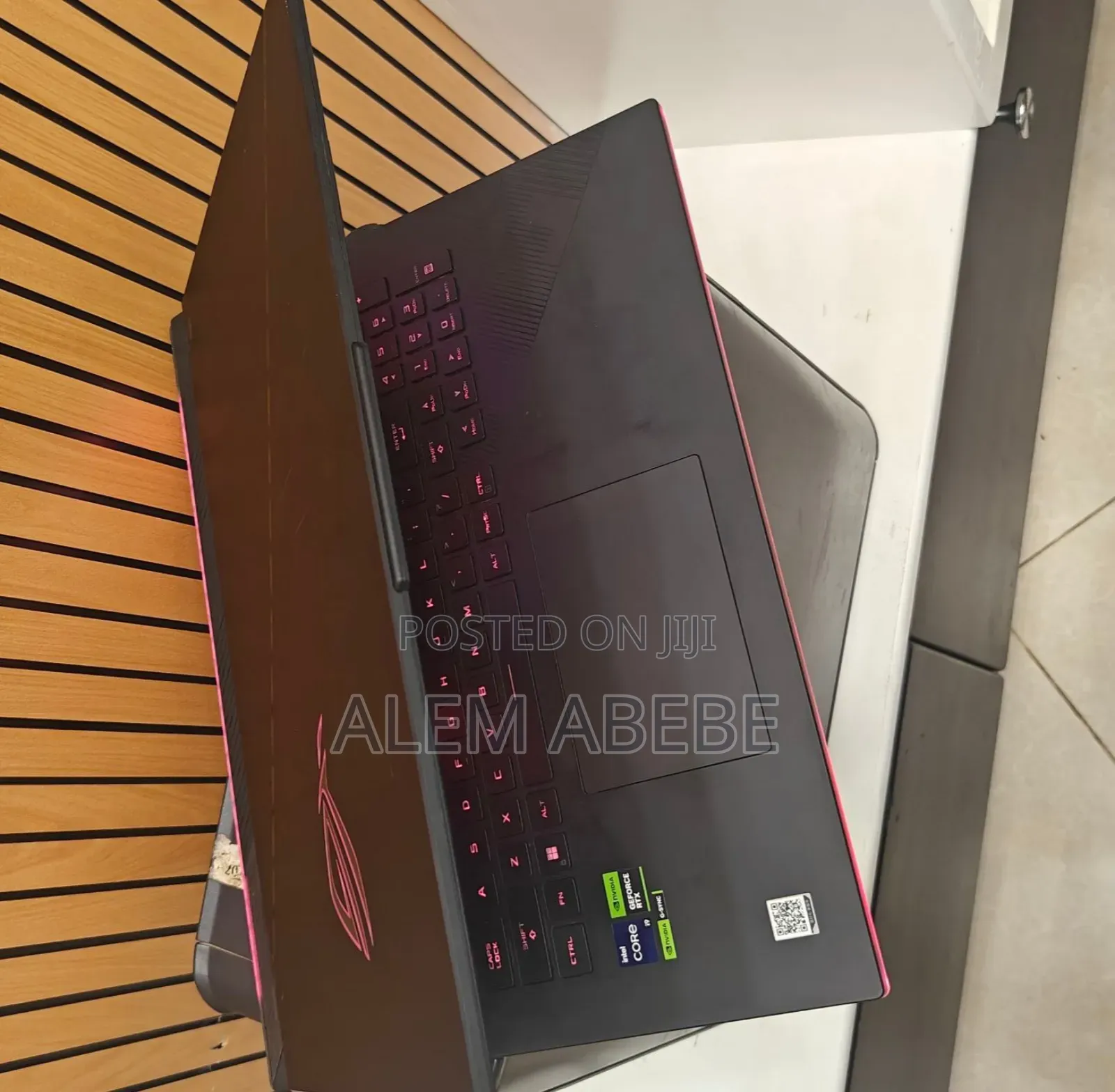 New Laptop Asus ROG Strix SCAR 15 32GB Intel Core I9 SSD 2T