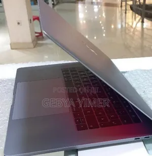 New Laptop Apple MacBook Pro 2016 16GB Intel Core I7 SSD 512GB