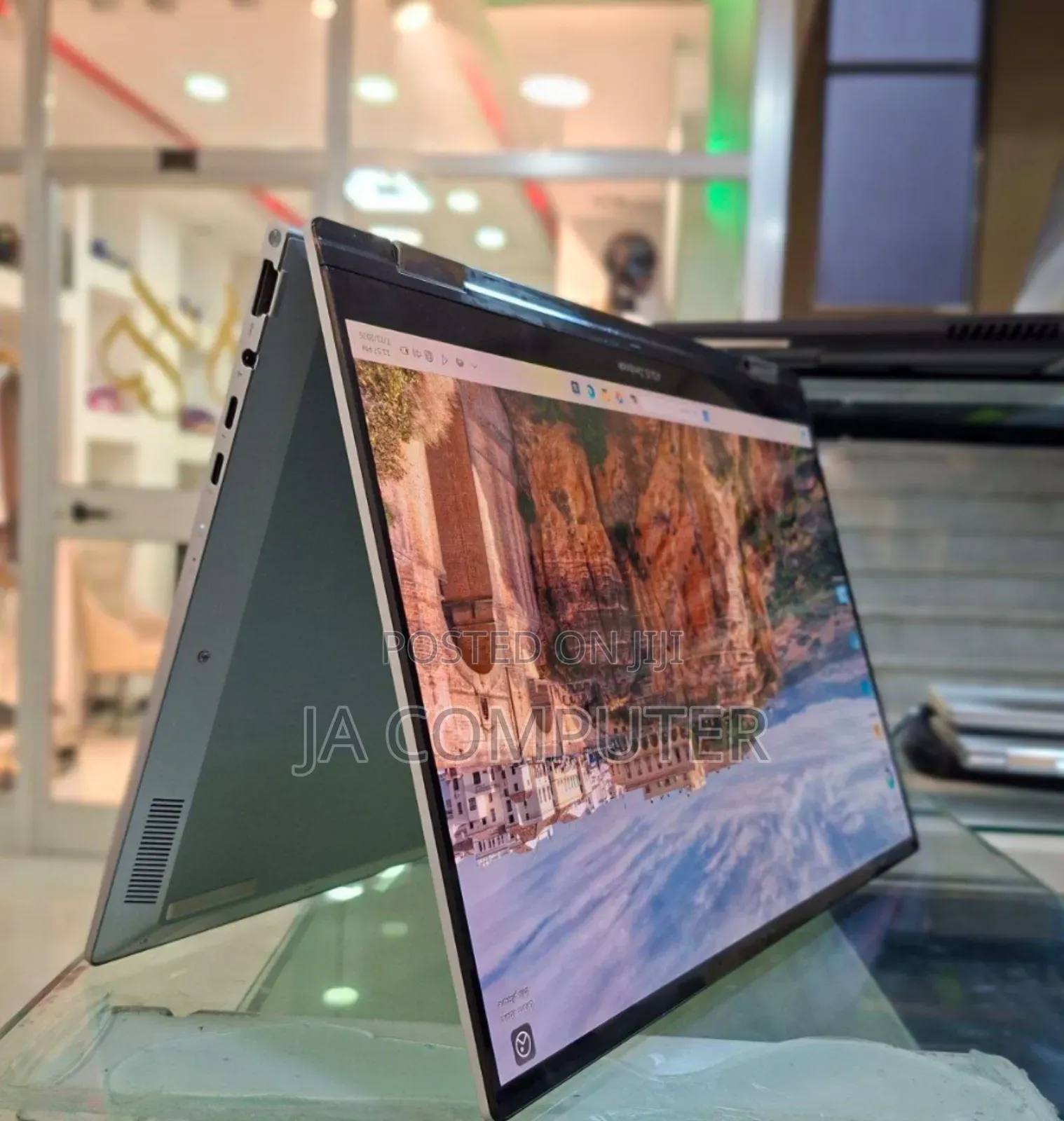 New Laptop Asus ZenBook UX330UA 16GB Intel Core I7 SSD 1T