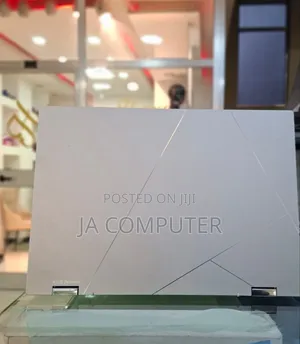 New Laptop Asus ZenBook UX330UA 16GB Intel Core I7 SSD 1T