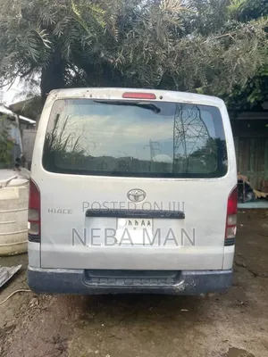 Toyota HiAce 2007 Silver