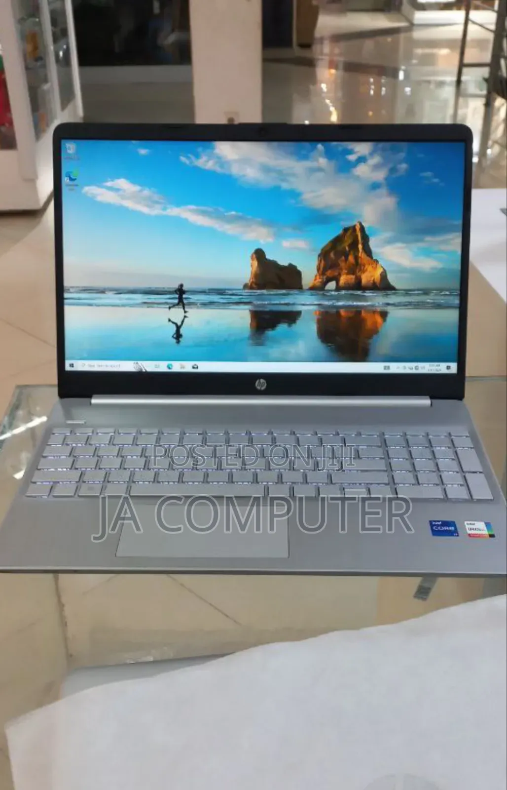 New Laptop HP Stream Notebook 8GB Intel Core I7 SSD 512GB