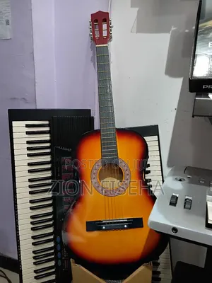 Photo - ጊታር Gutter