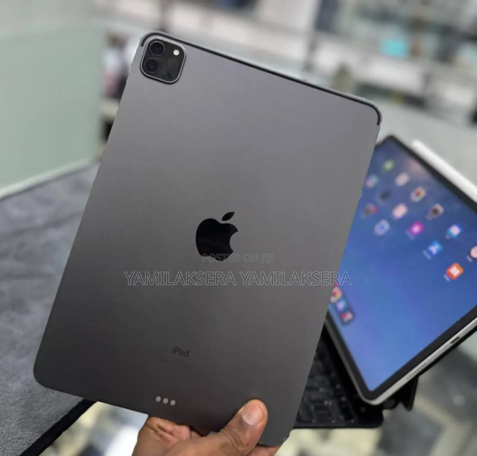 New Apple iPad Pro (2022) 128 GB Silver