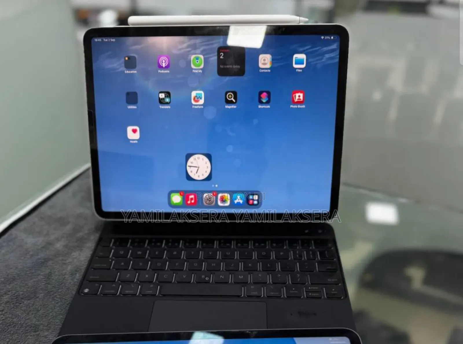 New Apple iPad Pro (2022) 128 GB Silver