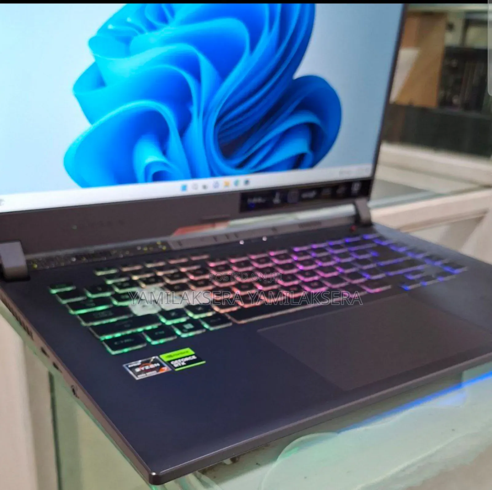 New Laptop Asus ROG Strix G15 16GB AMD Ryzen 7 SSD 1T