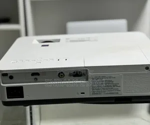 Sony Projector VPL- Dx221
