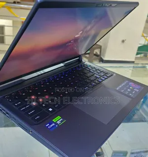 Photo - New Laptop MSI Vector GP68 HX 13V 16GB Intel Core I9 SSD 1T